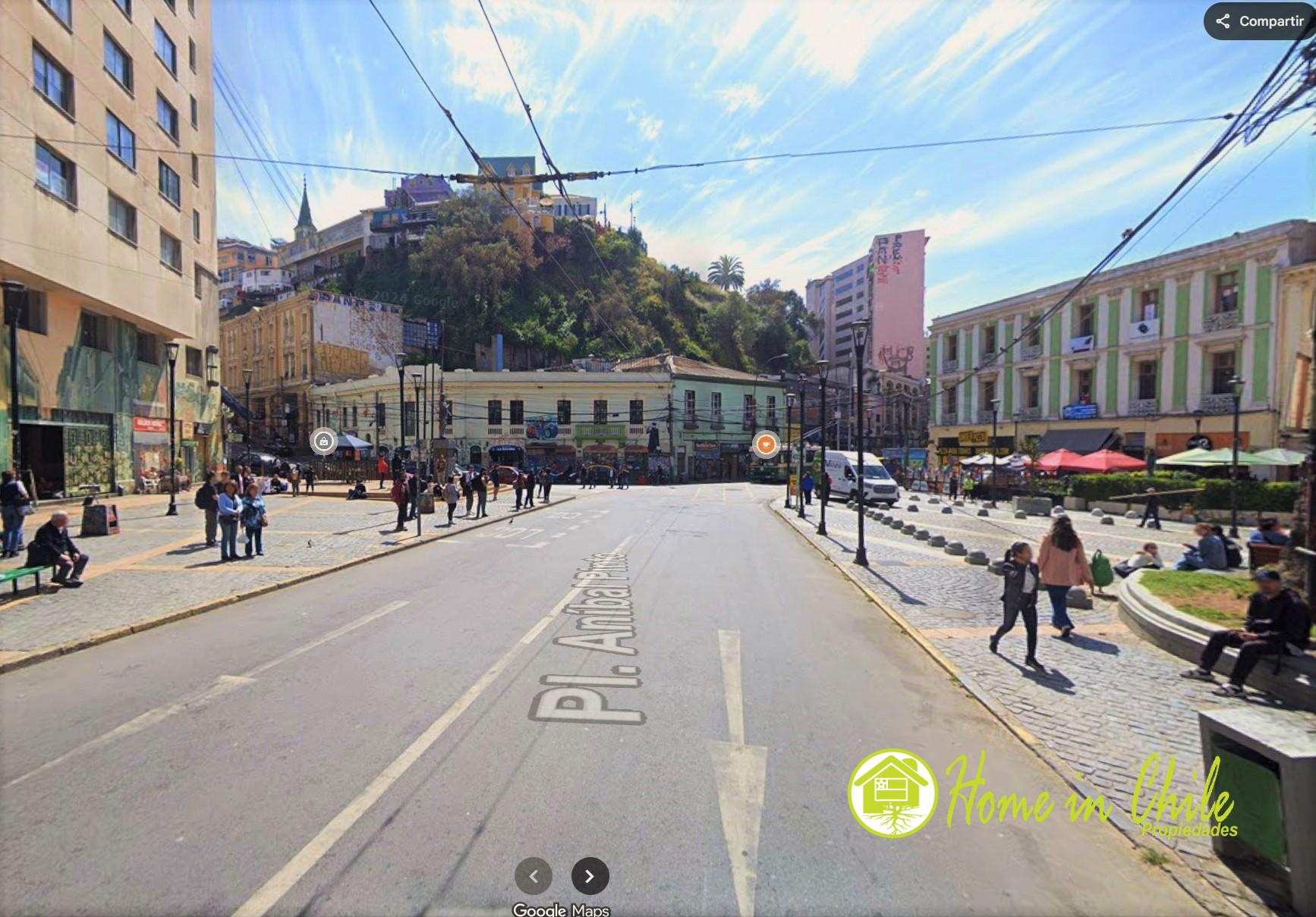 Oficina Comercial en el Centro de Valparaíso – Arriendo