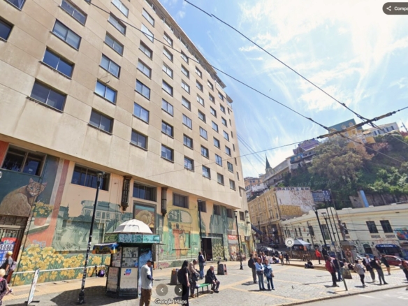 Oficina Comercial en el Centro de Valparaíso – Arriendo