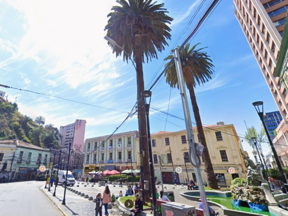 Oficina Comercial en el Centro de Valparaíso – Arriendo